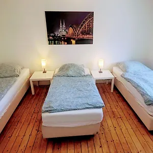 Weidenpesch Apartamento