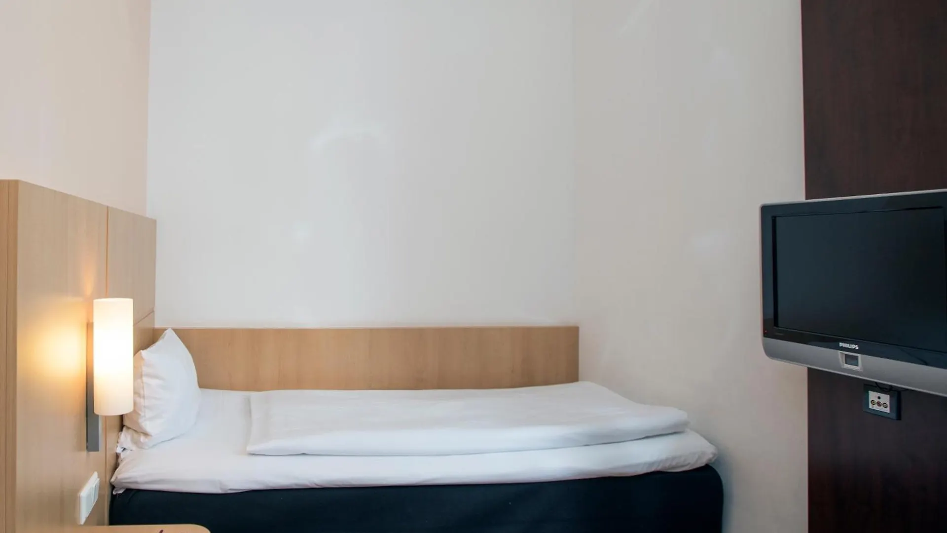 Ibis Berlin City Sued