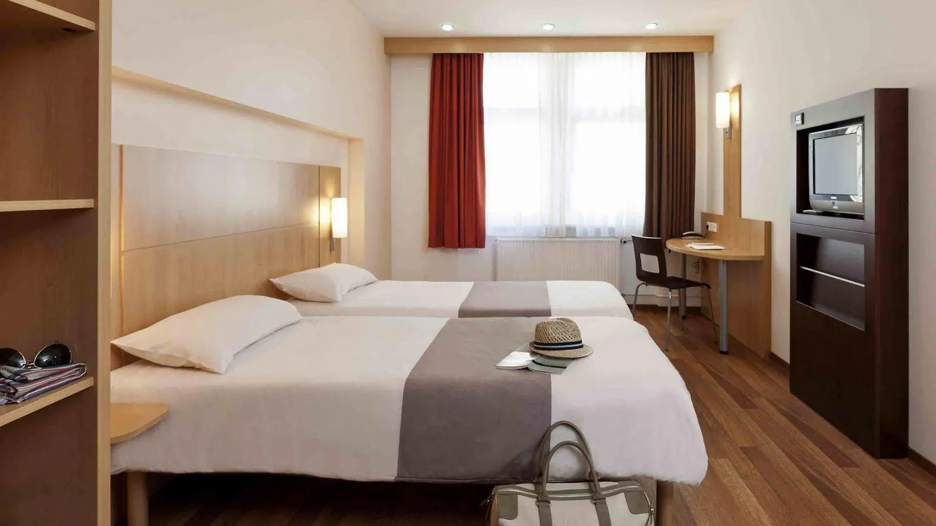 Hotel Ibis Berlin City Sued