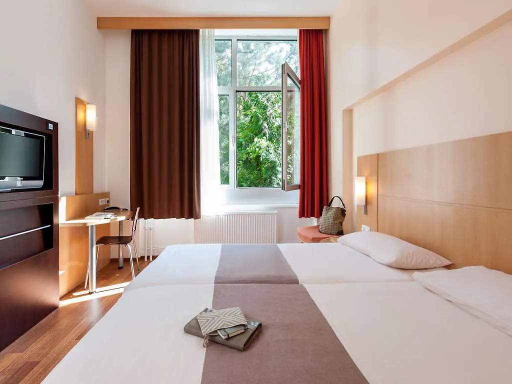 Hotel Ibis Berlin City Sued